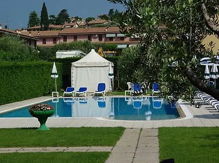 Andreis Отель Кавайон-Веронезе